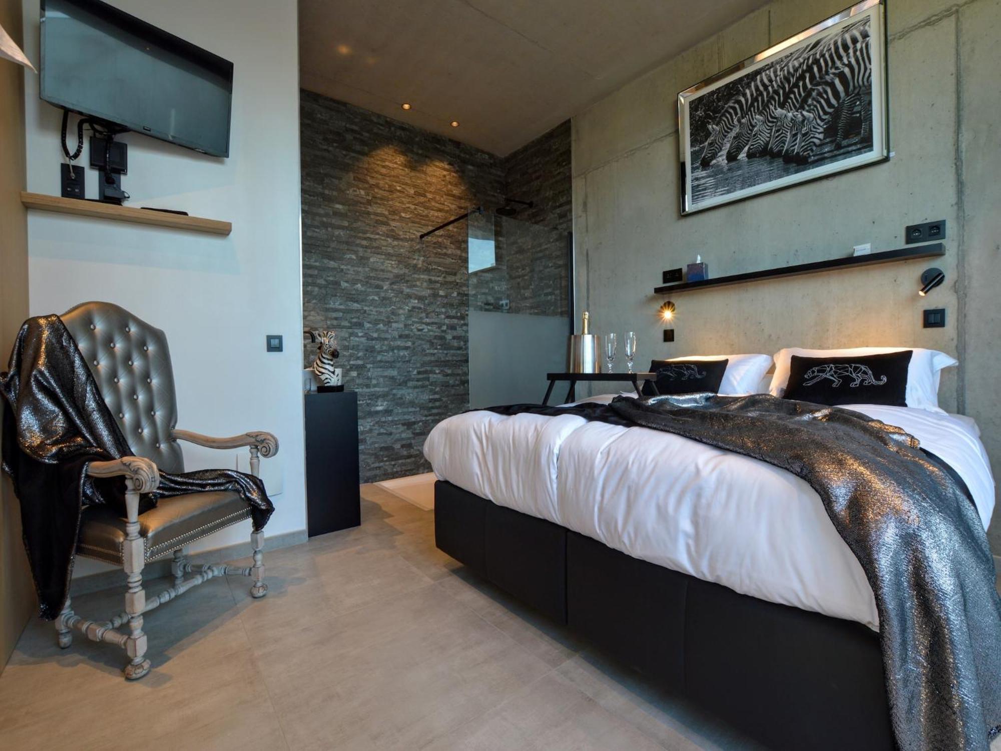 Cozy Villa In Dalhem Ardennes With Private Garden Bagian luar foto